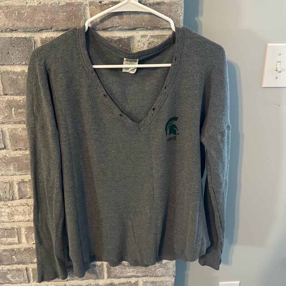 VS PINK MSU gray Henley style waffle L